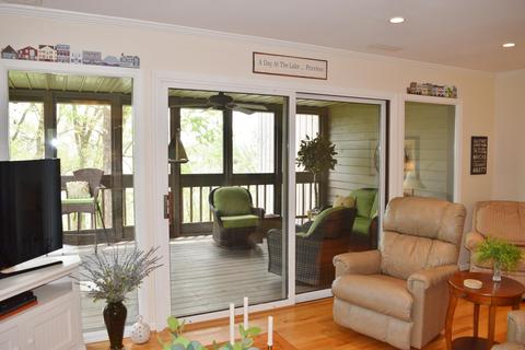 1854 E Waters Edge Dr, Bloomington, IN 47401 photo 8