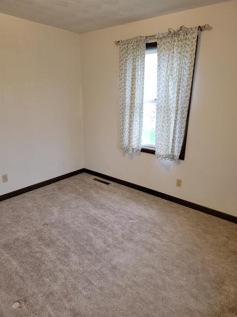 855 Eisenhower Ave, Jasper, IN 47546 photo 17