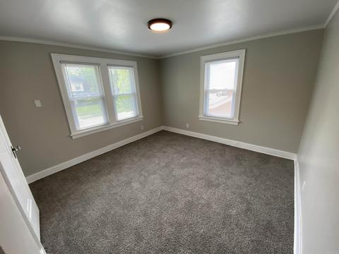 629 Eckman St, South Bend, IN 46614 photo 10