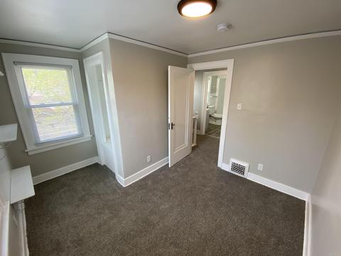 629 Eckman St, South Bend, IN 46614 photo 14