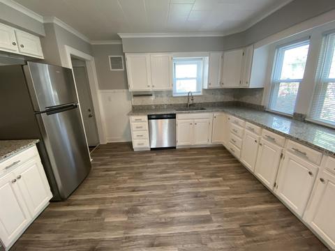 629 Eckman St, South Bend, IN 46614 photo 7