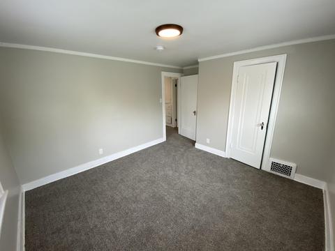 629 Eckman St, South Bend, IN 46614 photo 11