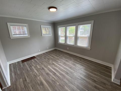 629 Eckman St, South Bend, IN 46614 photo 6