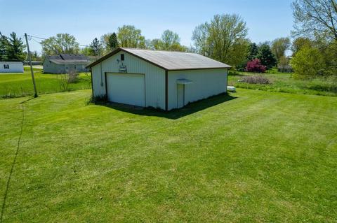 106 N Adams St, Sidney, IN 46562 photo 8