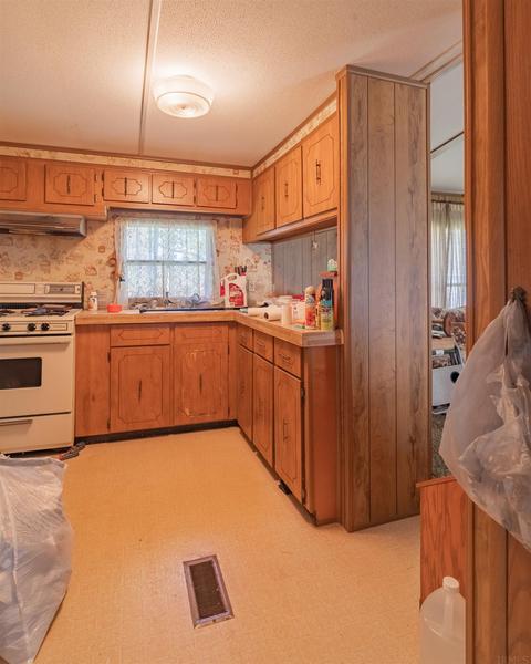 106 N Adams St, Sidney, IN 46562 photo 19