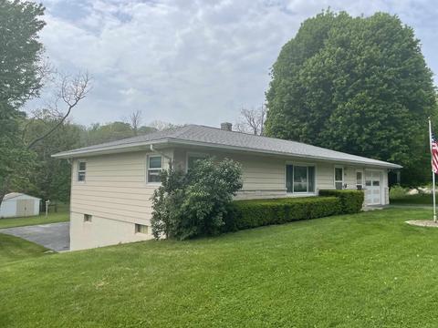 1283 N Hartstrait Rd, Bloomington, IN 47404 photo 2