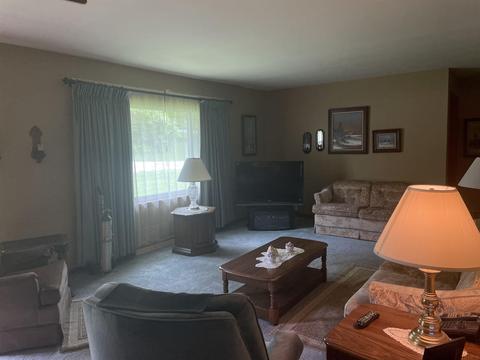 1283 N Hartstrait Rd, Bloomington, IN 47404 photo 3