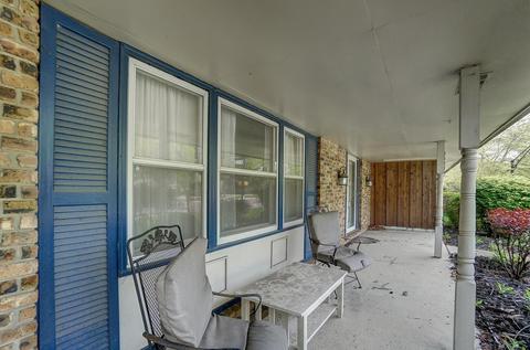 1908 Maplecrest Rd, Fort Wayne, IN 46815 photo 4