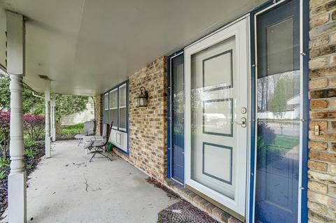 1908 Maplecrest Rd, Fort Wayne, IN 46815 photo 3