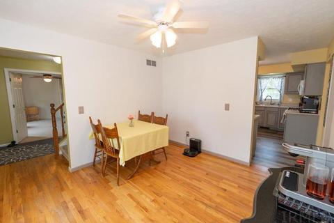 11698 Wolfe Bridge Ct, Granger, IN 46530 photo 12