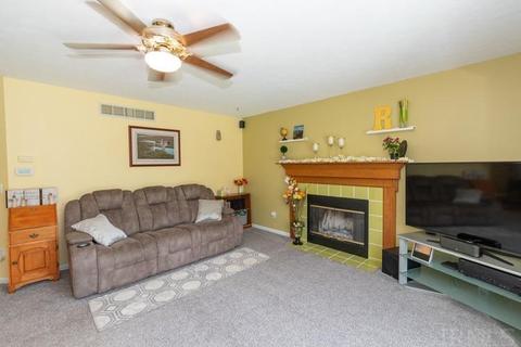 11698 Wolfe Bridge Ct, Granger, IN 46530 photo 5