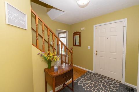 11698 Wolfe Bridge Ct, Granger, IN 46530 photo 3