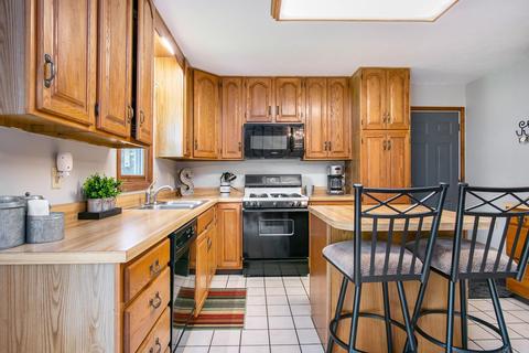 11696 Red Oak Dr, Granger, IN 46530 photo 10
