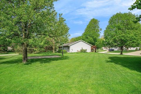 11696 Red Oak Dr, Granger, IN 46530 photo 4
