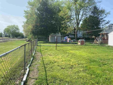 405 E Center St, Dunkirk, IN 47336 photo 6