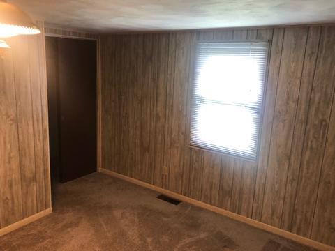902 W 20th St, Auburn, IN 46706 photo 9