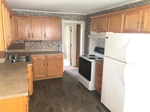 902 W 20th St, Auburn, IN 46706 photo 5