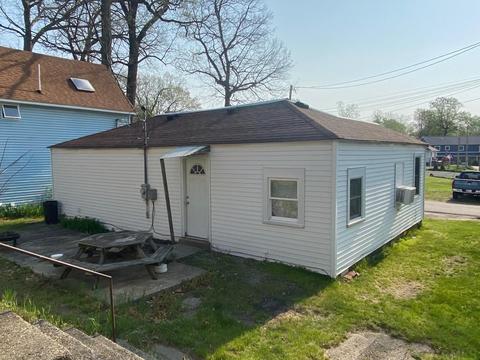 7667 N Kickapoo Rd, Walkerton, IN 46574 photo 2