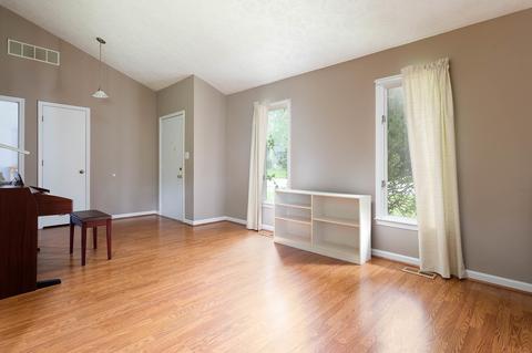 1333 E Allendale Ct, Bloomington, IN 47401 photo 6