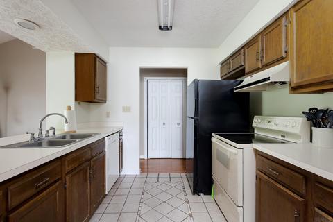 1333 E Allendale Ct, Bloomington, IN 47401 photo 9