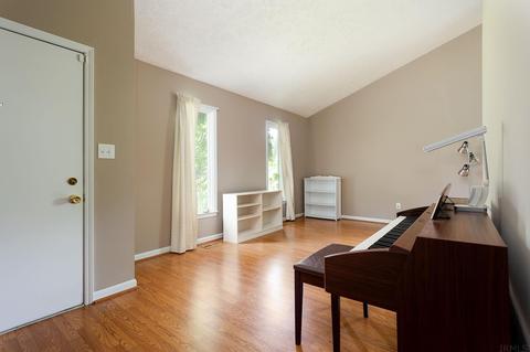 1333 E Allendale Ct, Bloomington, IN 47401 photo 5