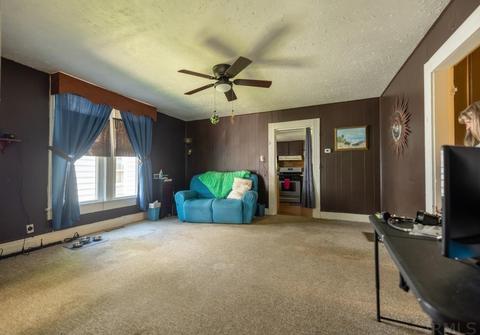 1328 E Gilbert St, Muncie, IN 47305 photo 3
