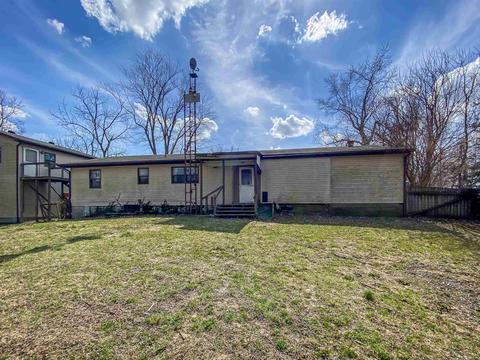 421 W Burton St, Mitchell, IN 47446 photo 14