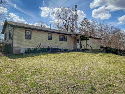 421 W Burton St, Mitchell, IN 47446 photo 13