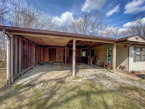 421 W Burton St, Mitchell, IN 47446 photo 15