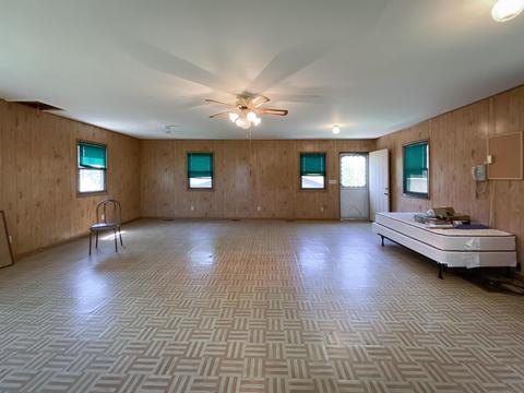 421 W Burton St, Mitchell, IN 47446 photo 12