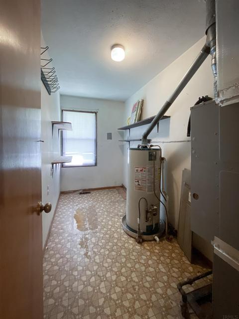 421 W Burton St, Mitchell, IN 47446 photo 10