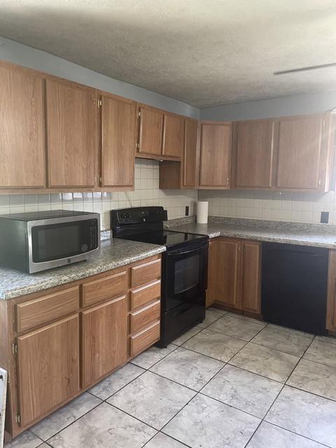 53 W 145 South Rd, Bringhurst, IN 46913 photo 10