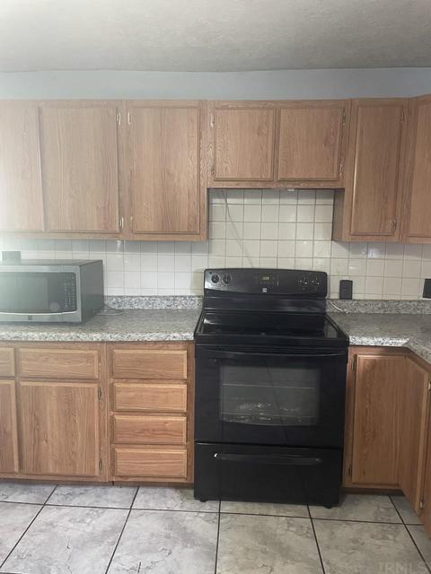 53 W 145 South Rd, Bringhurst, IN 46913 photo 8