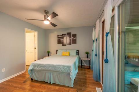 1907 E Waters Edge Dr, Bloomington, IN 47401 photo 11