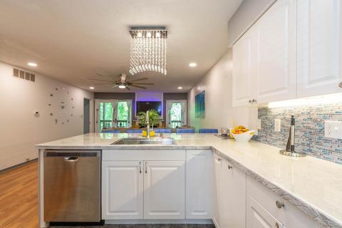 1907 E Waters Edge Dr, Bloomington, IN 47401 photo 7