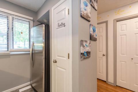 1907 E Waters Edge Dr, Bloomington, IN 47401 photo 6