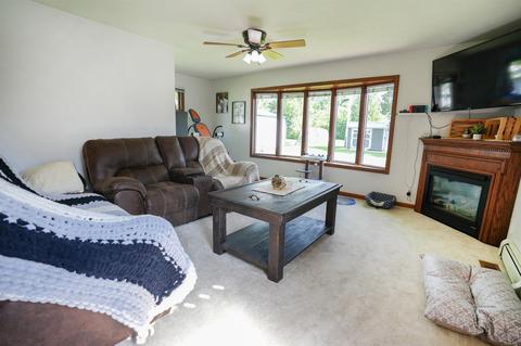 308 E Main St, Chalmers, IN 47929 photo 2