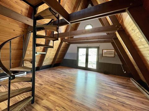 309 E Webster St, Ashley, IN 46705 photo 3