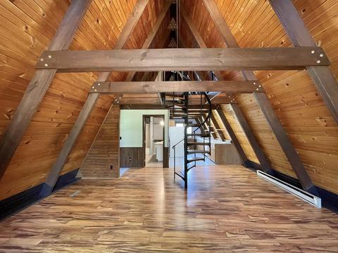 309 E Webster St, Ashley, IN 46705 photo 2