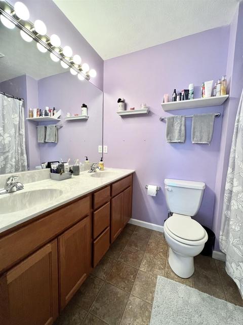 7104 W Capstone Cir, Bloomington, IN 47404 photo 13