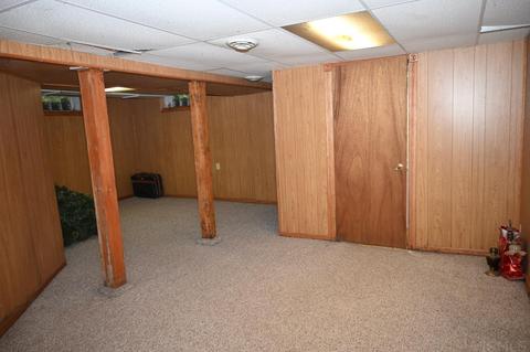 526 Eckman St, South Bend, IN 46614 photo 17