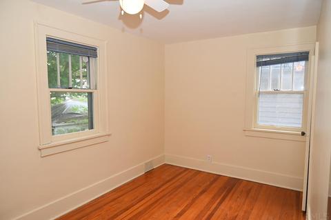 526 Eckman St, South Bend, IN 46614 photo 16