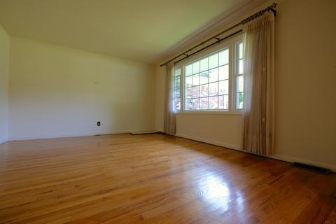 3613 E Post Rd, Bloomington, IN 47408 photo 2