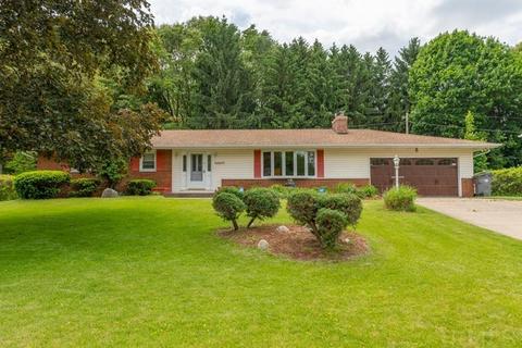52275 Avanelle St, Granger, IN 46530 photo 1
