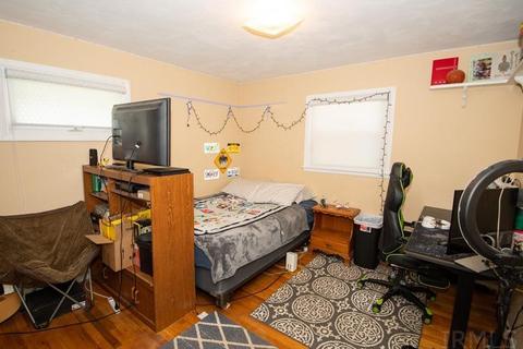 52275 Avanelle St, Granger, IN 46530 photo 17