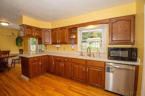 52275 Avanelle St, Granger, IN 46530 photo 6
