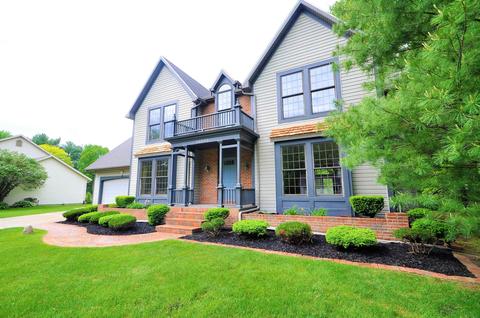 10605 Red Pine Dr, Granger, IN 46530 photo 2