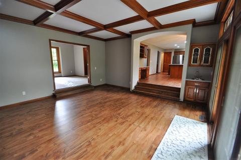 10605 Red Pine Dr, Granger, IN 46530 photo 14
