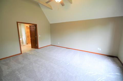 10605 Red Pine Dr, Granger, IN 46530 photo 22