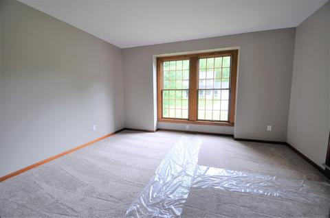 10605 Red Pine Dr, Granger, IN 46530 photo 15